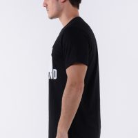 เสื้อยืดสกรีนtrendปั้มนูนเทาด้านเล่นลูกเล่นสะดุดตา