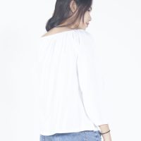 เสื้อเบลาส์ long-sleeves pleated scoop neck (ขาว)