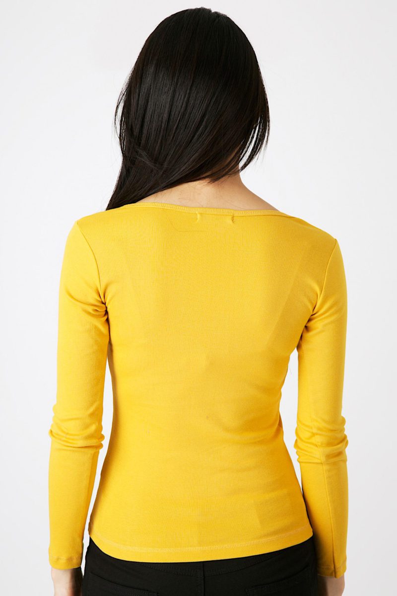 เสื้อยืดผ้าริบ คอยูแขนยาวสีเหลือง (2)